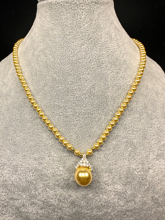 Gilded Trio · Gold Pearl & Stone Pendant Necklace