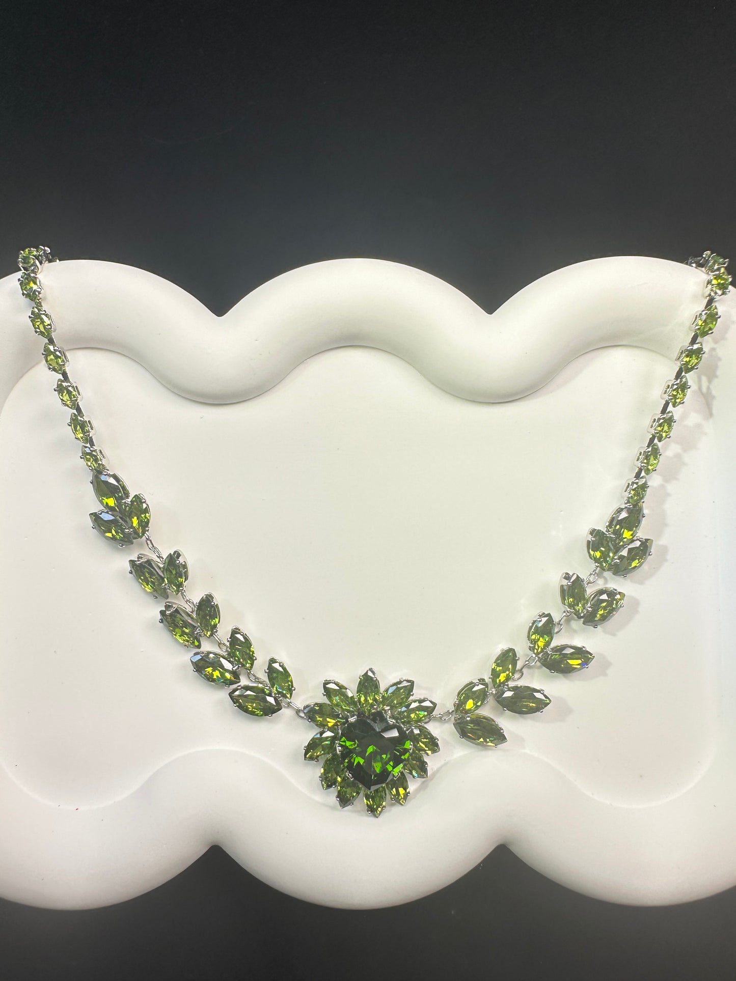 Secret Garden | Romantic Earring & Necklace Set | DN-DS | Luxury Gift-Ready Jewelry Set