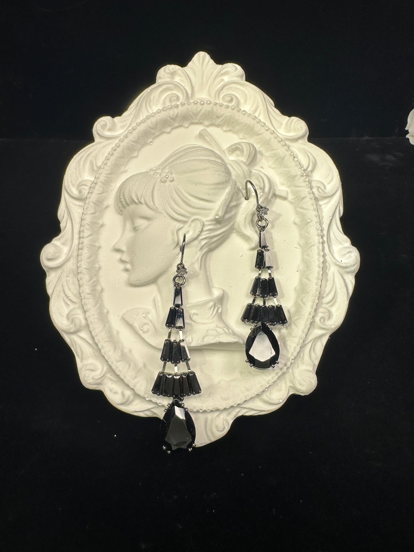 Nocturne | Layered Geometric Ear hooks & Necklace Set