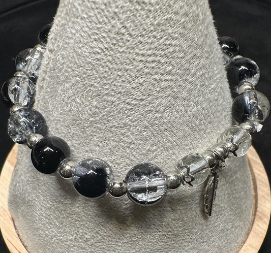 Midnight Whisper Bracelet | Feather & Black Glass Beads