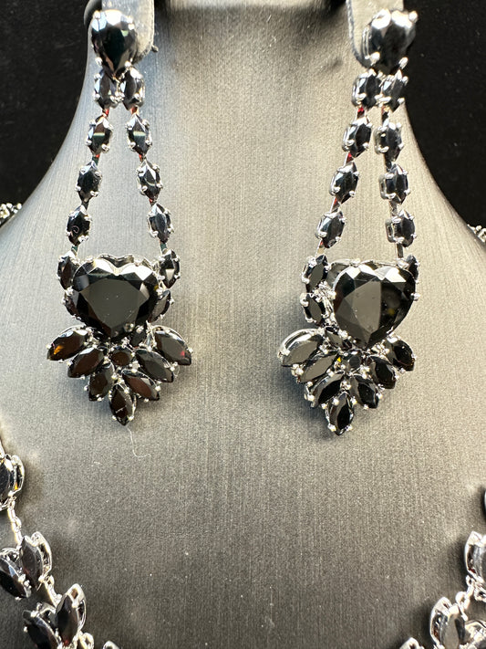 Midnight Promise | Romantic Earring & Necklace Set