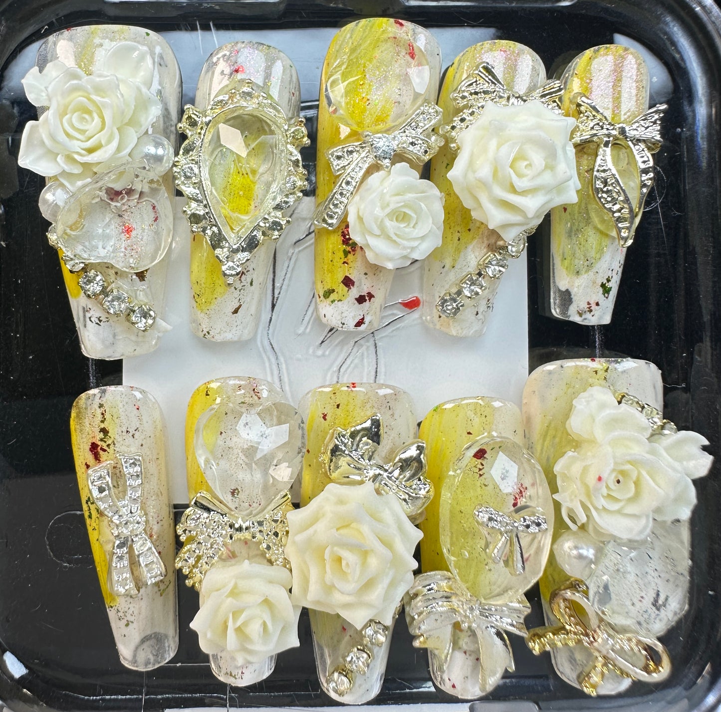 Blossom & Glamour Size L 250919