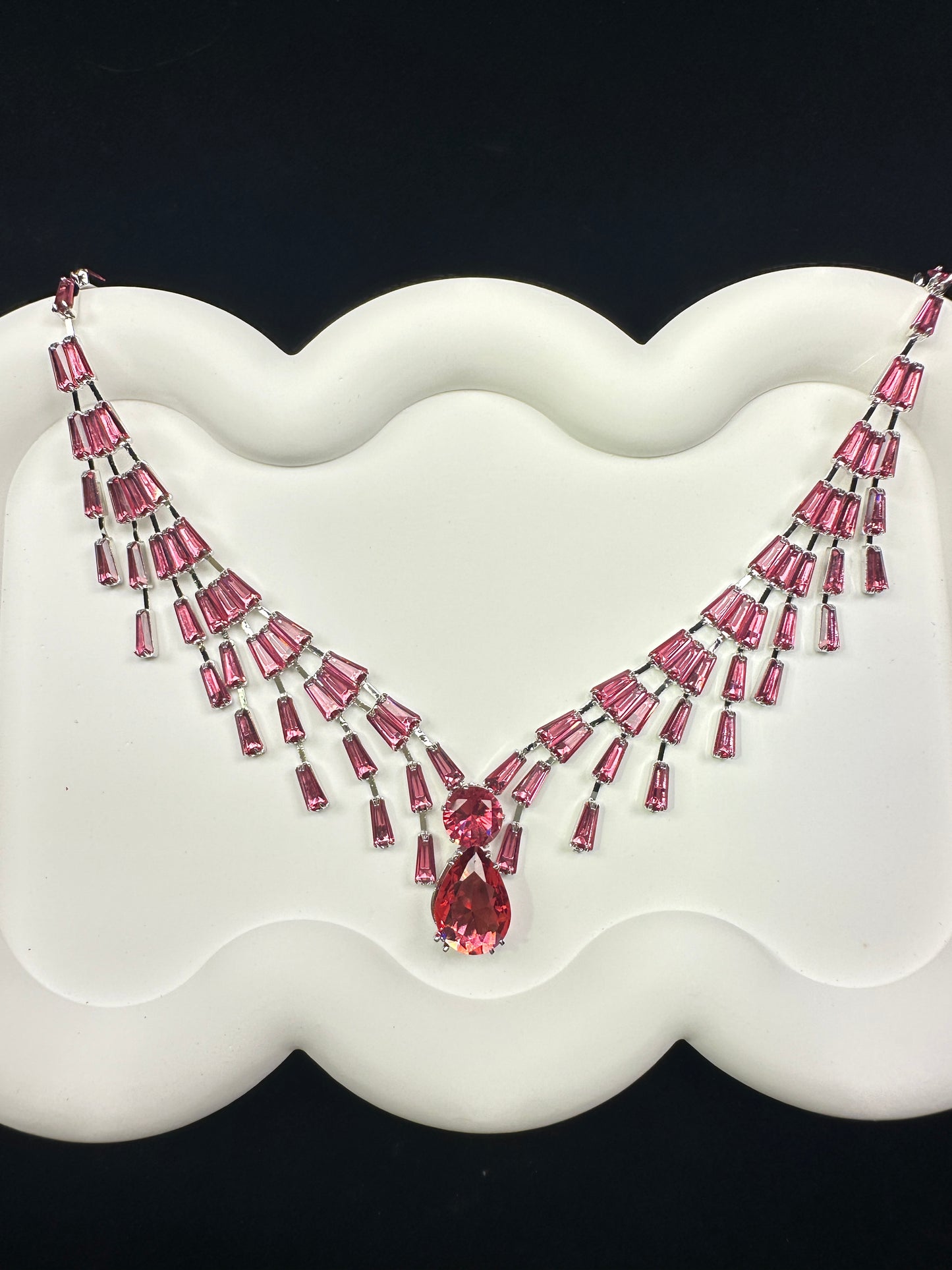 Berry| Layered Geometric Ear hooks & Necklace Set