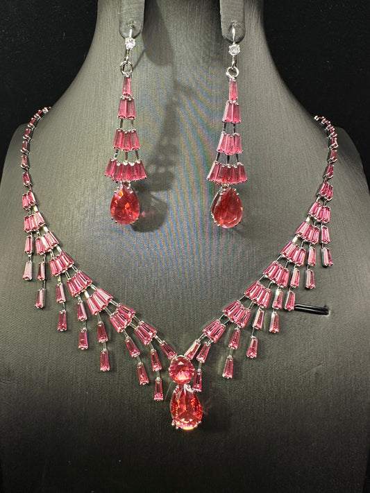 Berry| Layered Geometric Ear hooks & Necklace Set