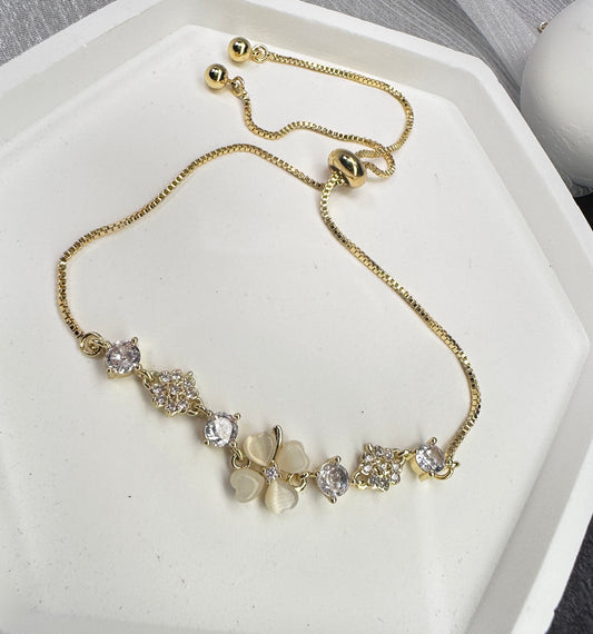 Adjustable Gold-Tone Clover Charm Bracelet | One Size Fits All