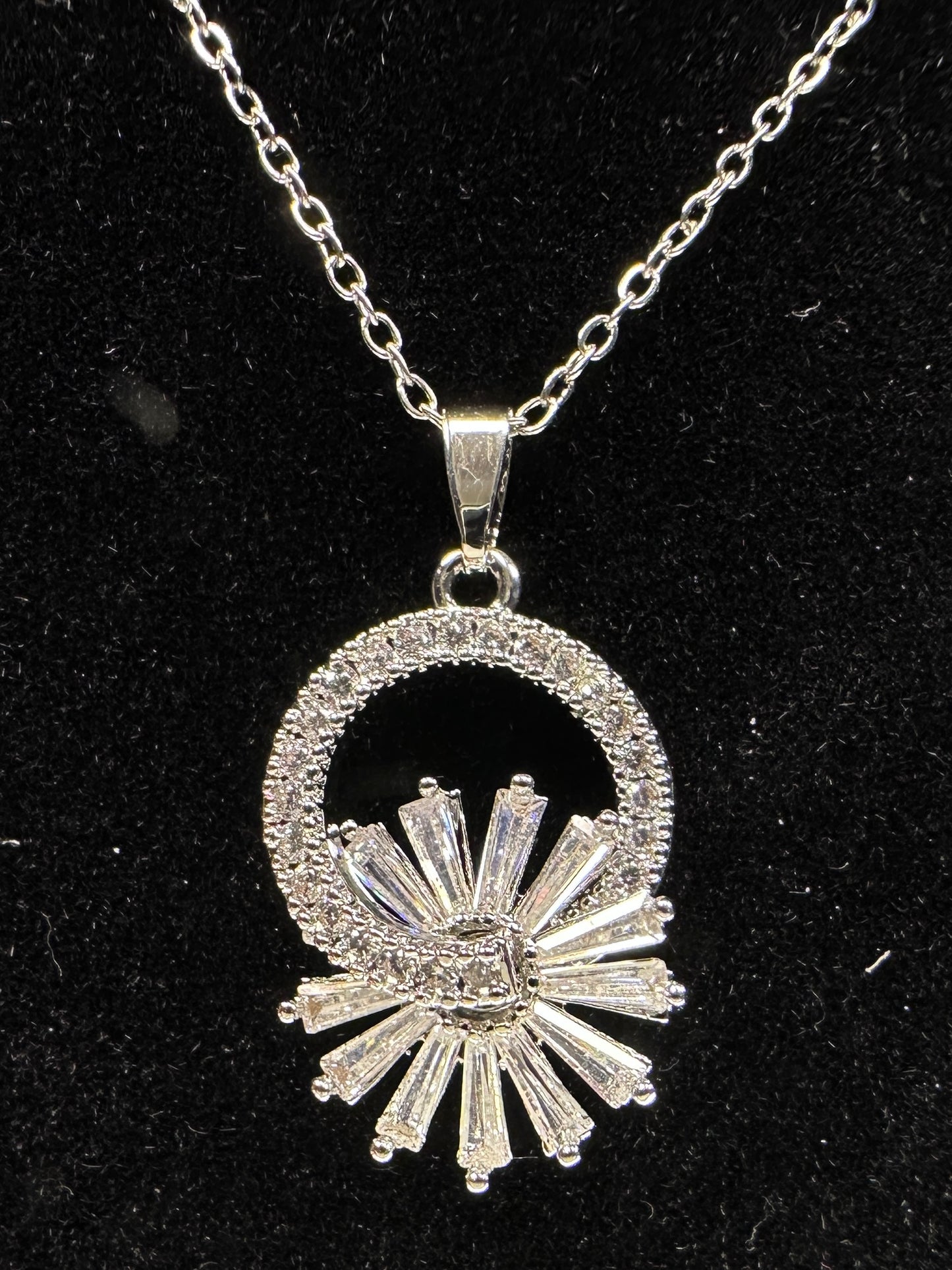 Asymmetric Flare & Hoop Jewelry Set (Gift Box Included)| Necklace & Earrings Gift Box | DN-DS | Luxury Gift-Ready Jewelry Set