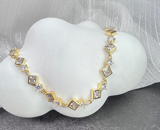 Mosaic Rhythm: Alternating Square & Round Stone Adjustable Bracelet