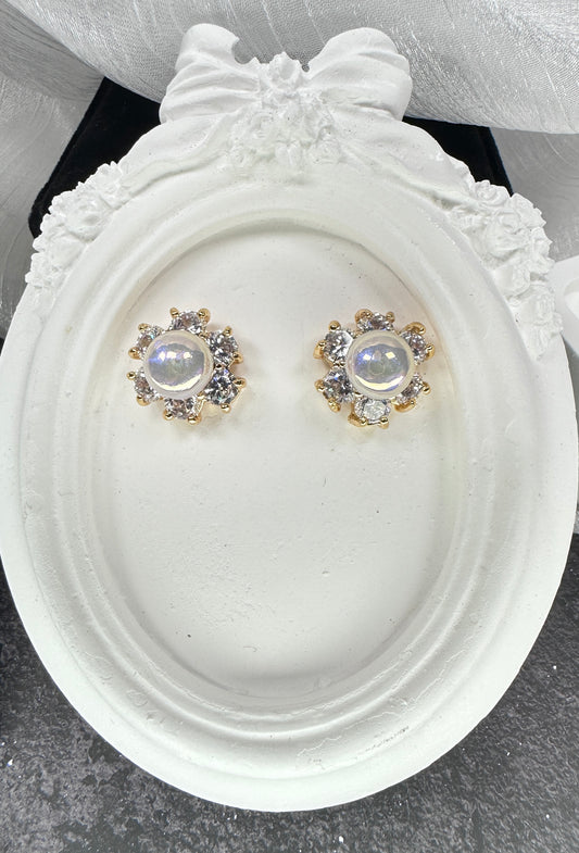 Luminous Aura Sunburst Jewelry Set (Gift Box Included)| Necklace & Earrings Gift Box | DN-DS | Luxury Gift-Ready Jewelry Set