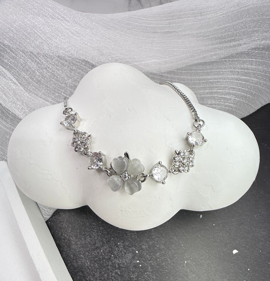 Adjustable Clover Charm Bracelet | One Size Fits All