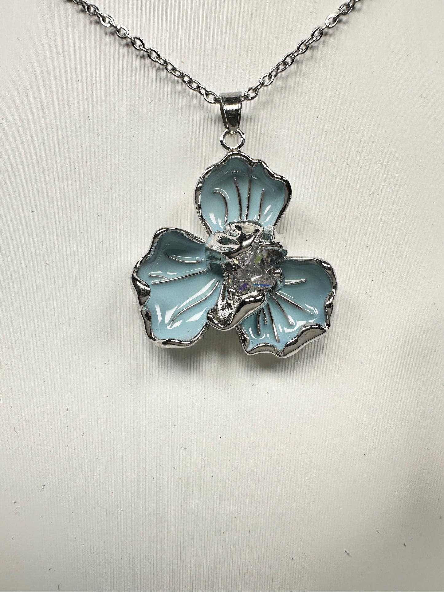 Azure Bloom Trio Set (Necklace, Earrings, Ring)