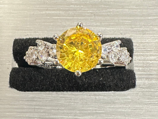 Lily Classic Adjustable Ring