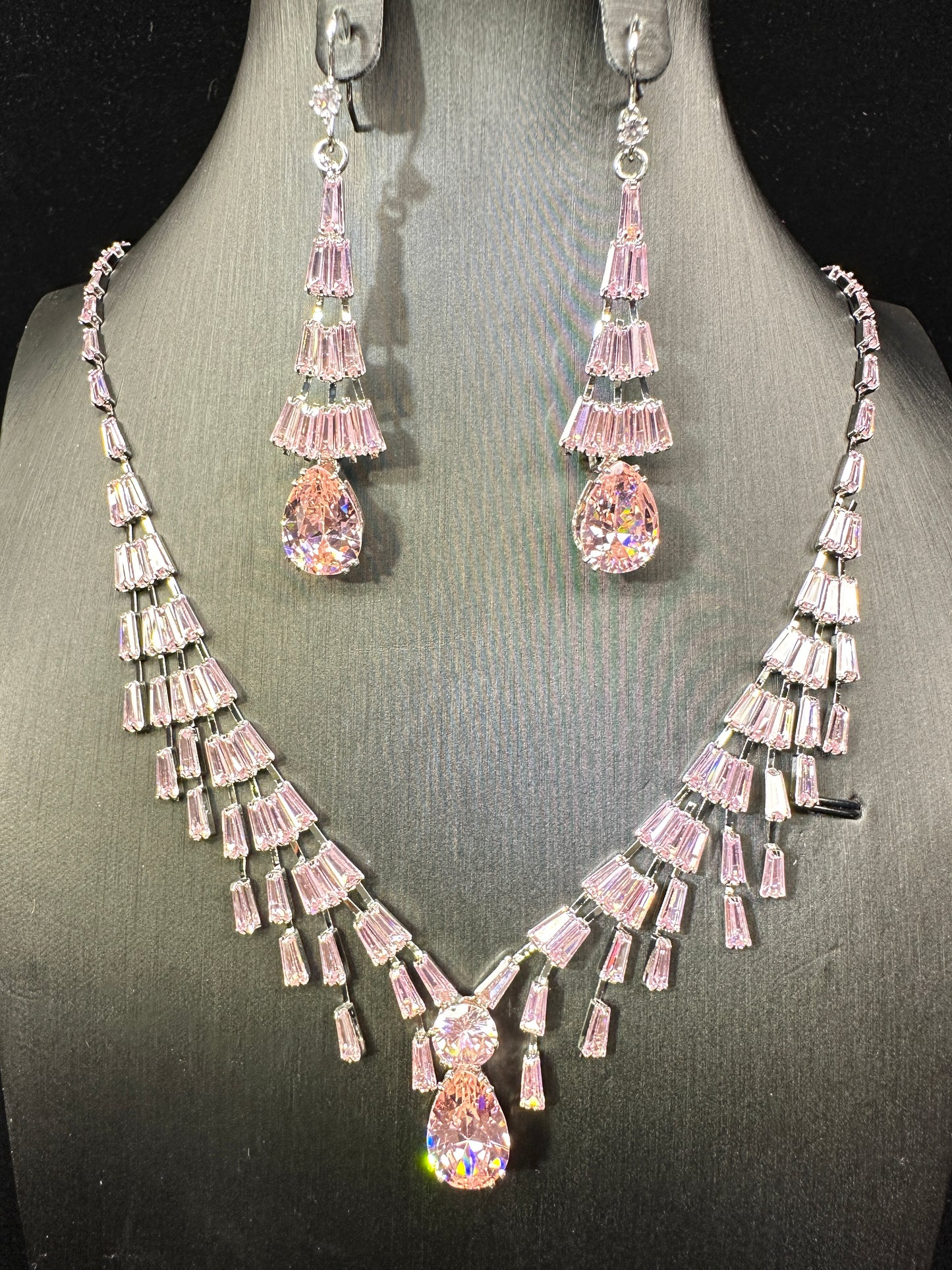 Blossom| Layered Geometric Ear hooks & Necklace Set