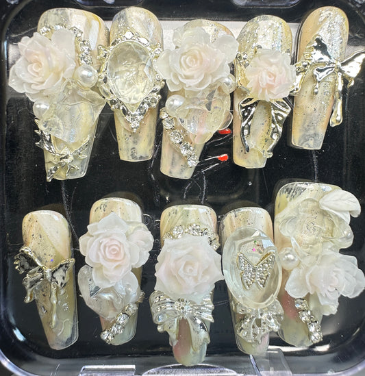 Blossom & Glamour Size L 250923