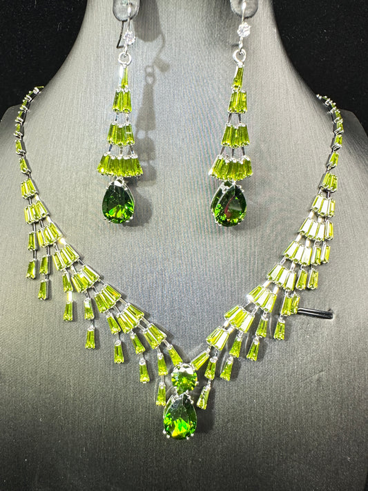 Field| Layered Geometric Ear hooks & Necklace Set