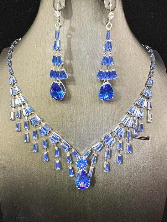 Firmament| Layered Geometric Ear hooks & Necklace Set