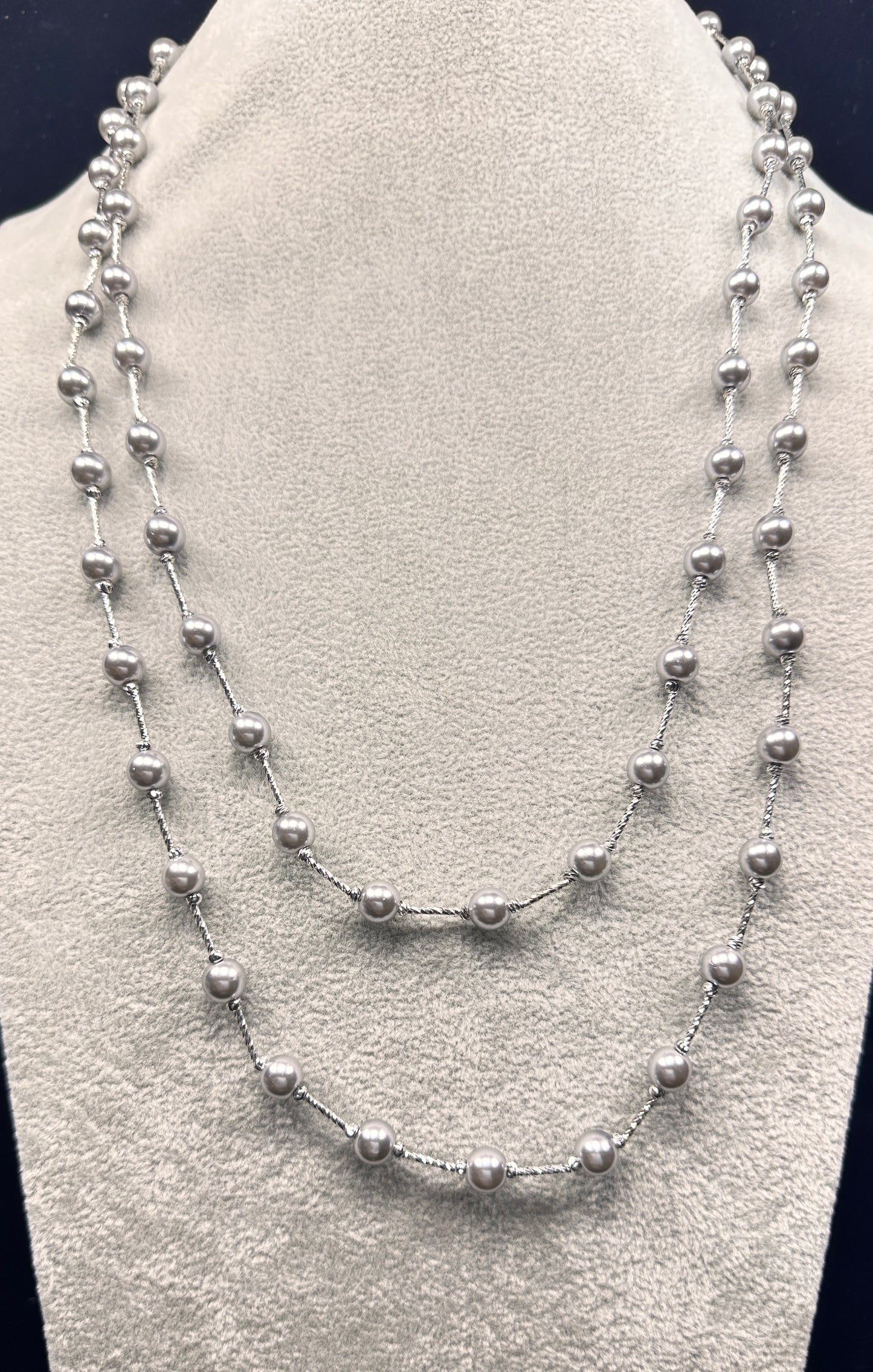 Woven Silhouette · Grey Pearl & Tube Wrap Necklace