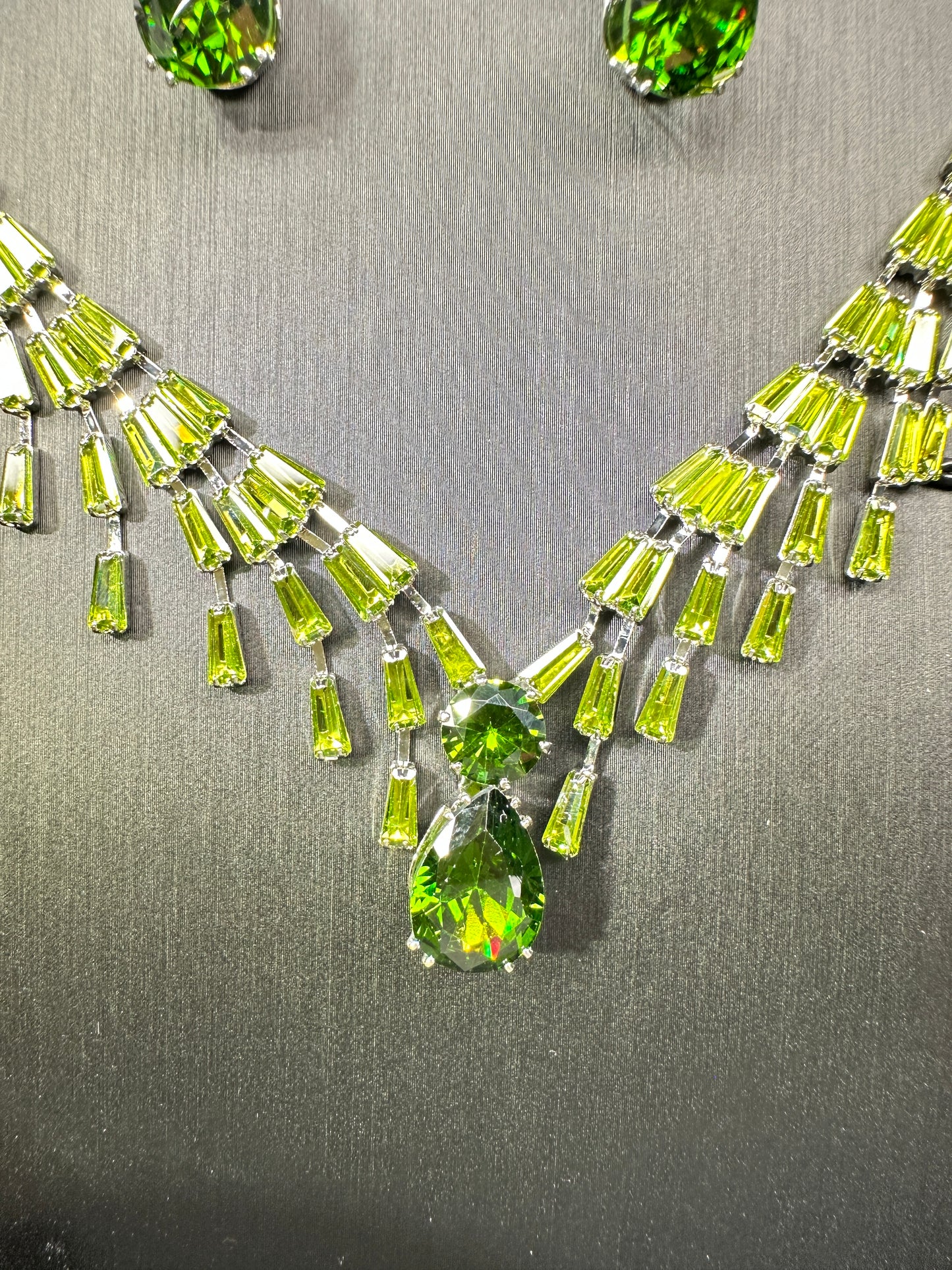 Field| Layered Geometric Ear hooks & Necklace Set