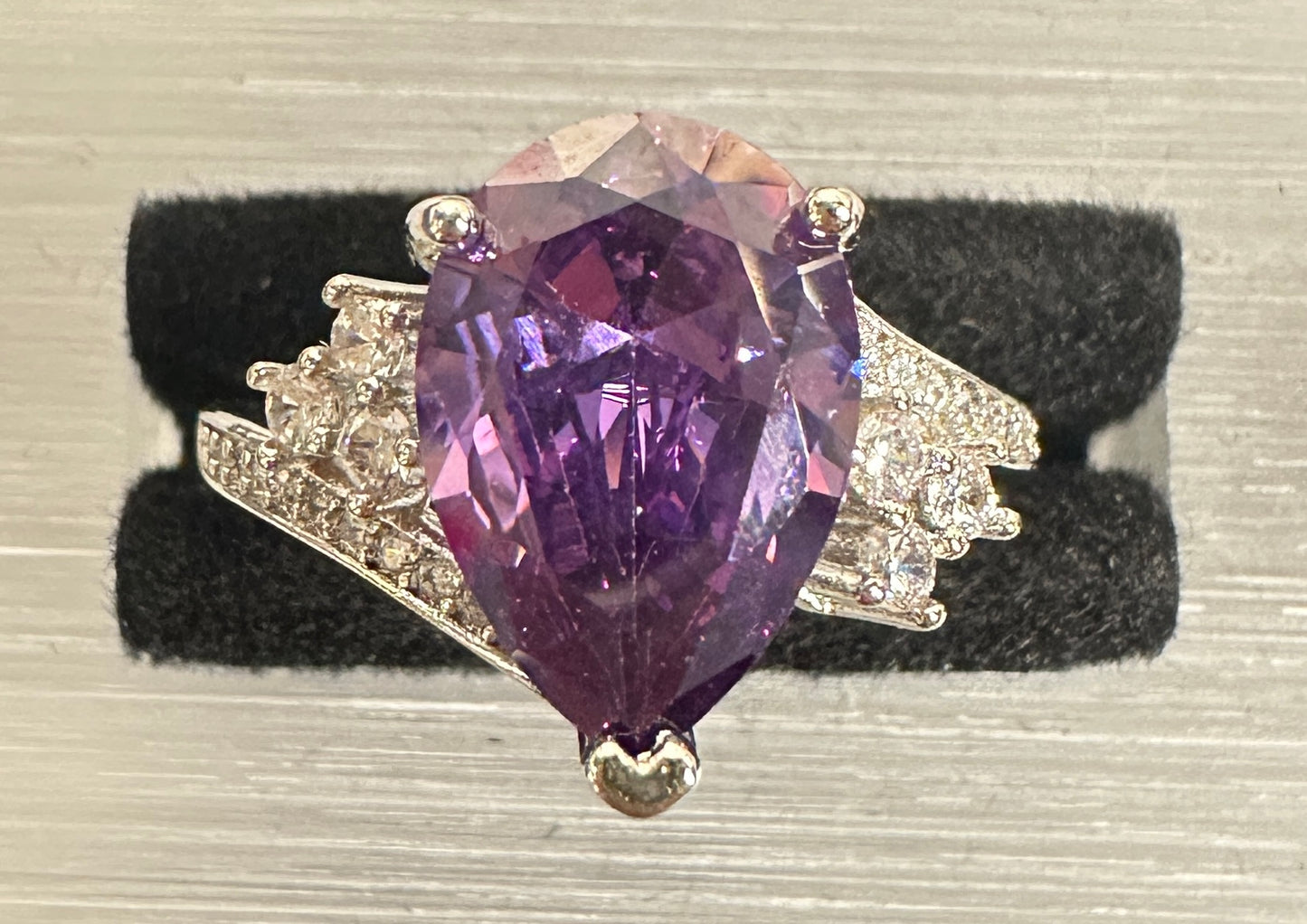 Jennifer's Grace Adjustable Ring | Inverted Teardrop with Twisted Band