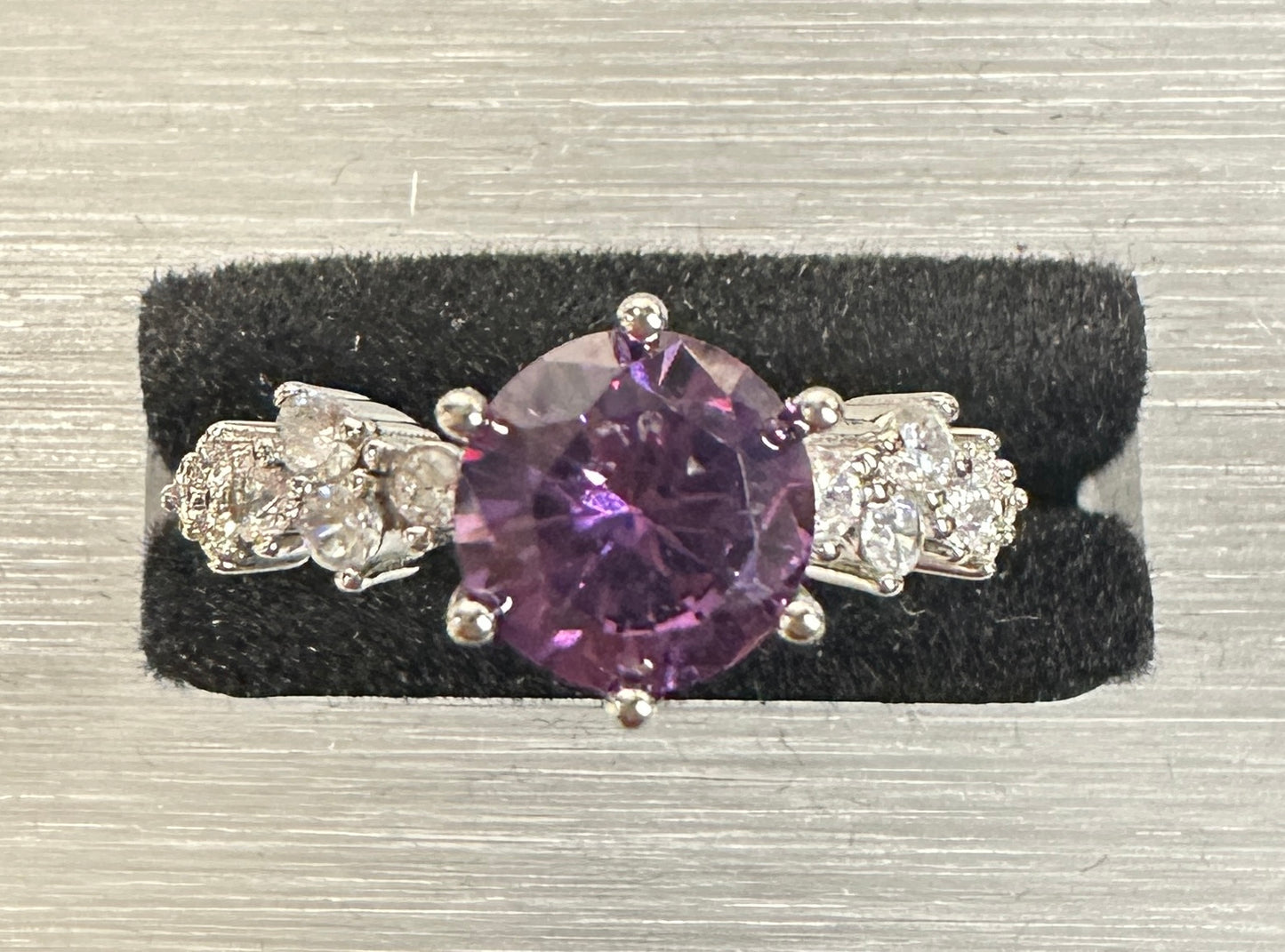 Lily Classic Adjustable Ring