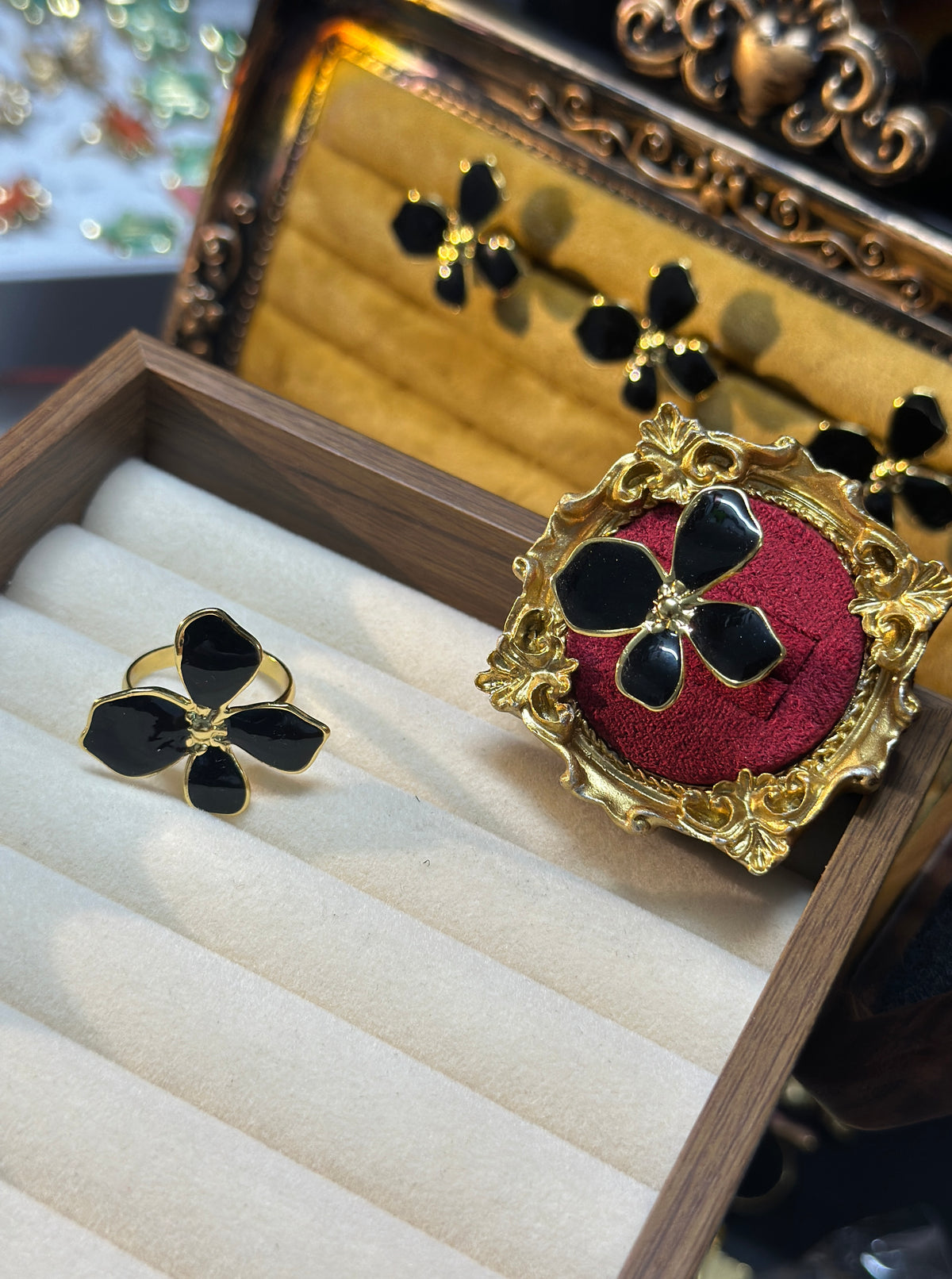 Black Four-Petal Flower Adjustable Ring