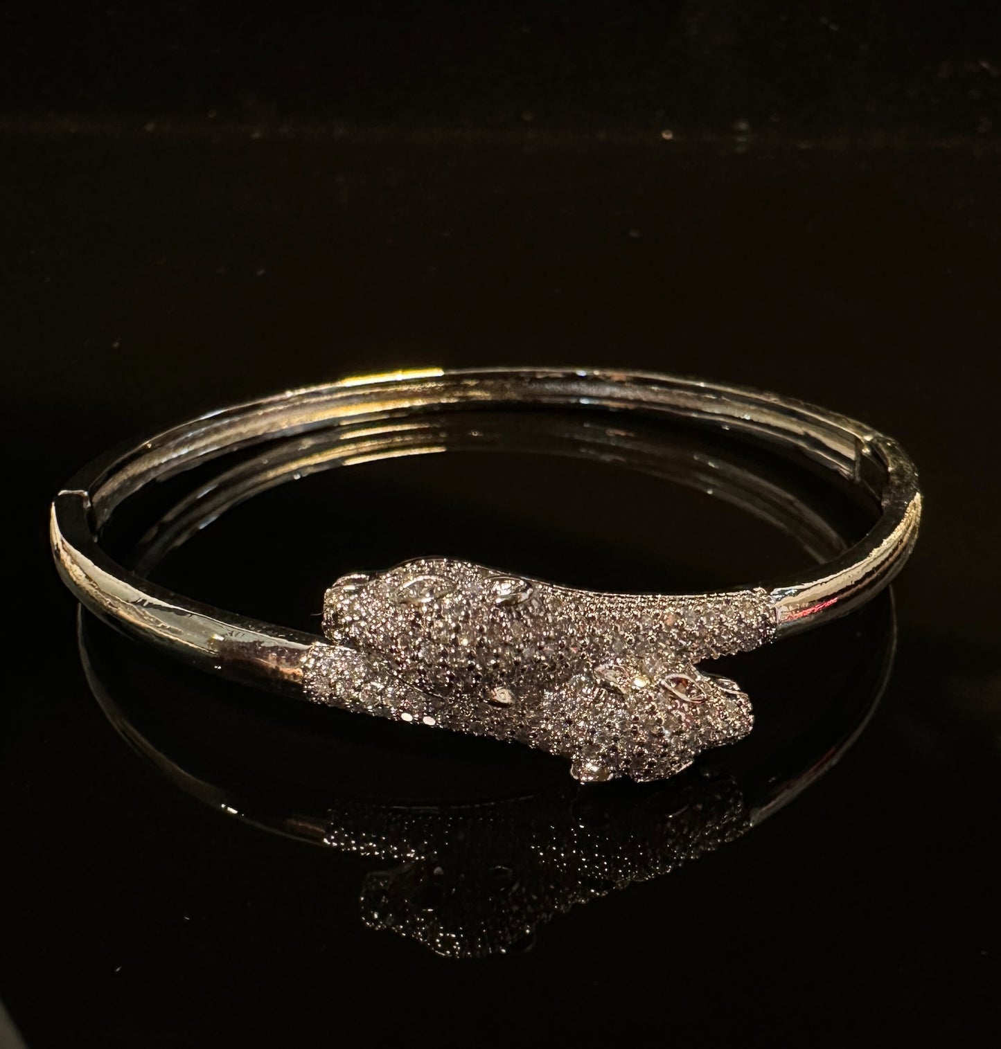 Duo Pulse Bangle | Leopard Head Bangle with Colorful Eyes