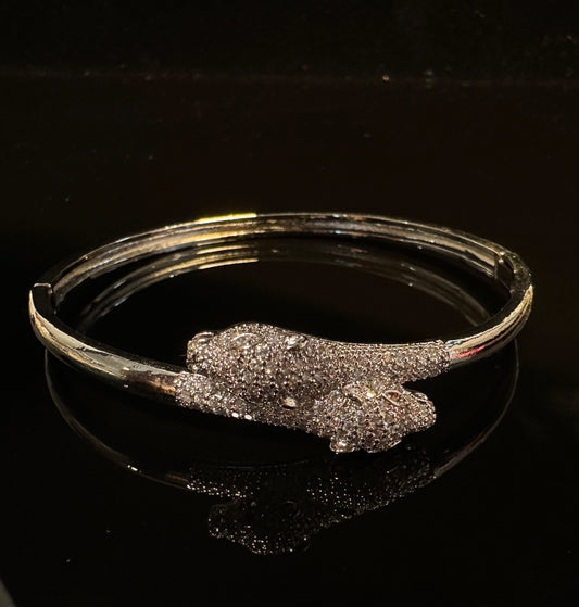 Duo Pulse Bangle | Leopard Head Bangle with Colorful Eyes