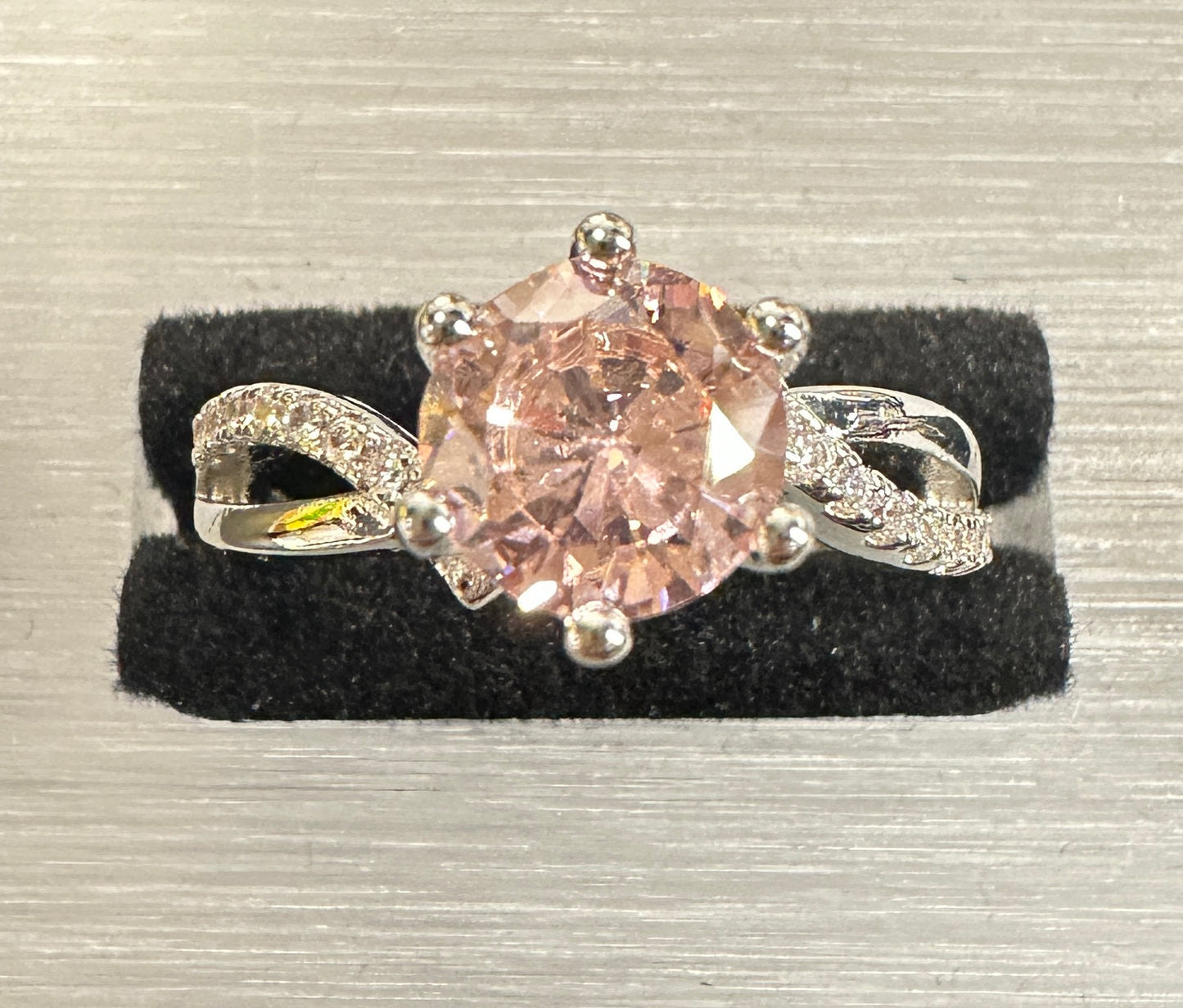 Joy Six-Prong Adjustable Ring