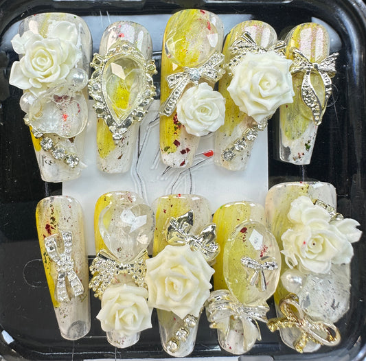 Blossom & Glamour Size L 250919