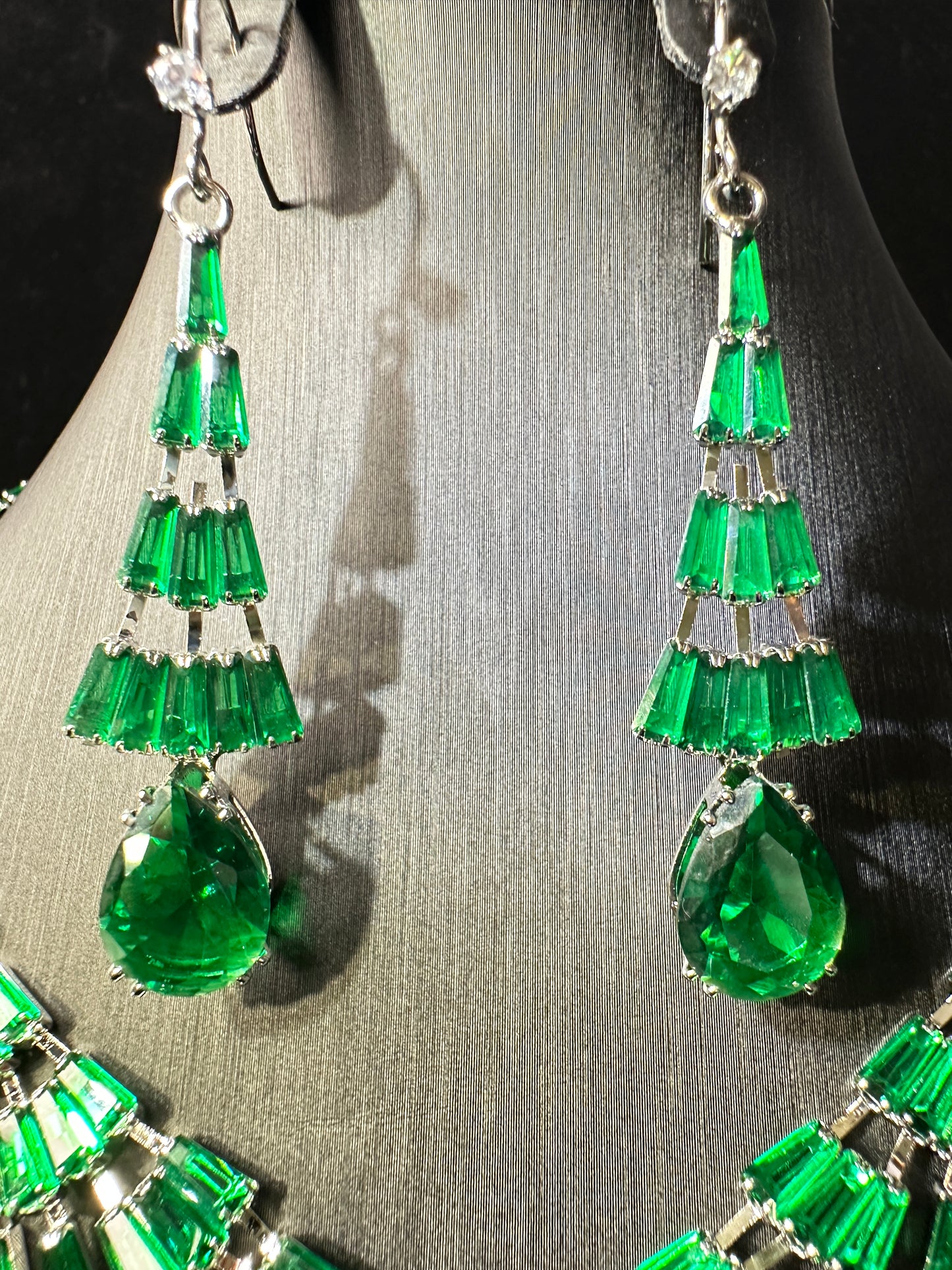 Tundra| Layered Geometric Ear hooks & Necklace Set