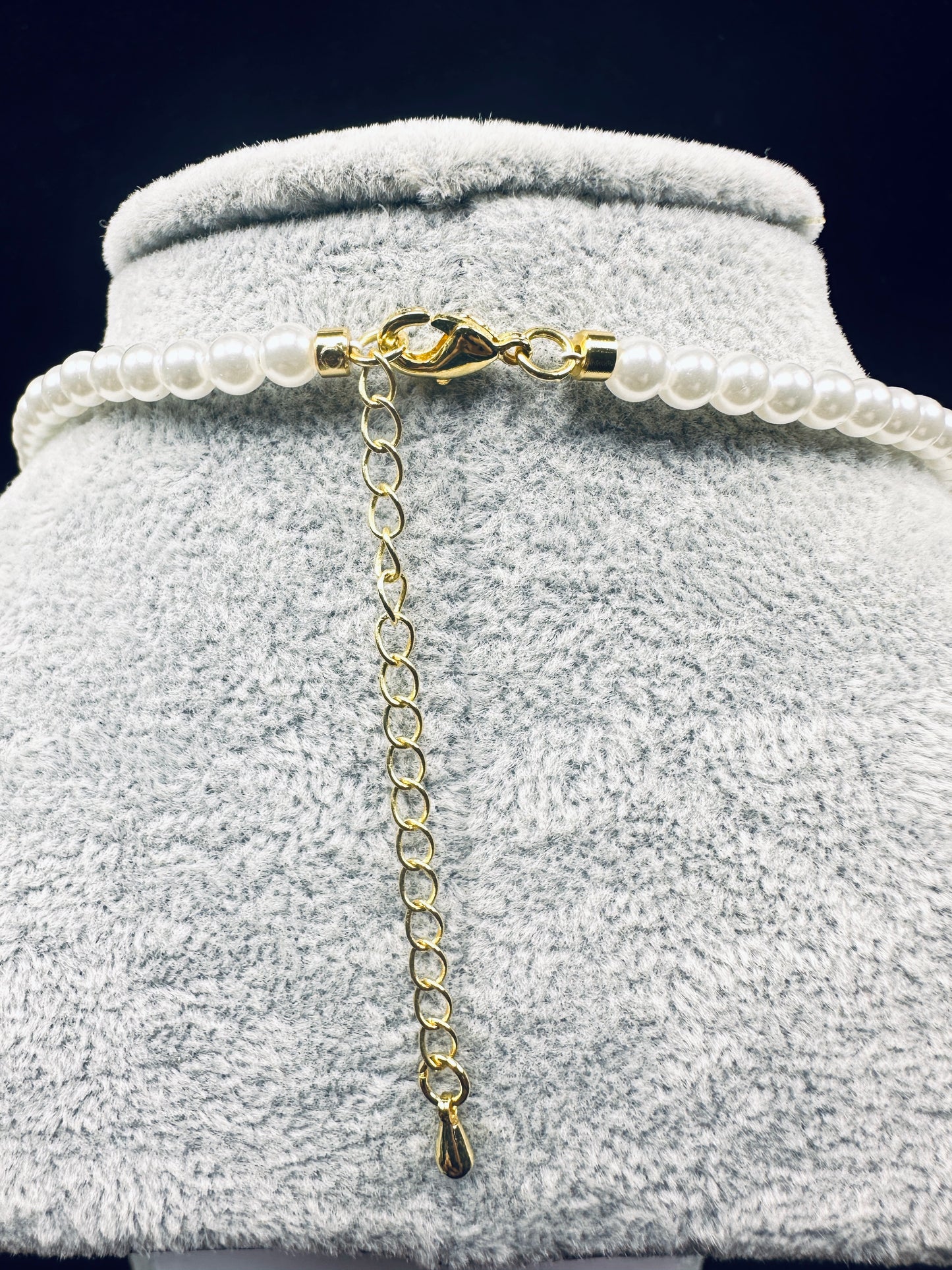 Trio Prelude · White Pearl & Stone Pendant Necklace