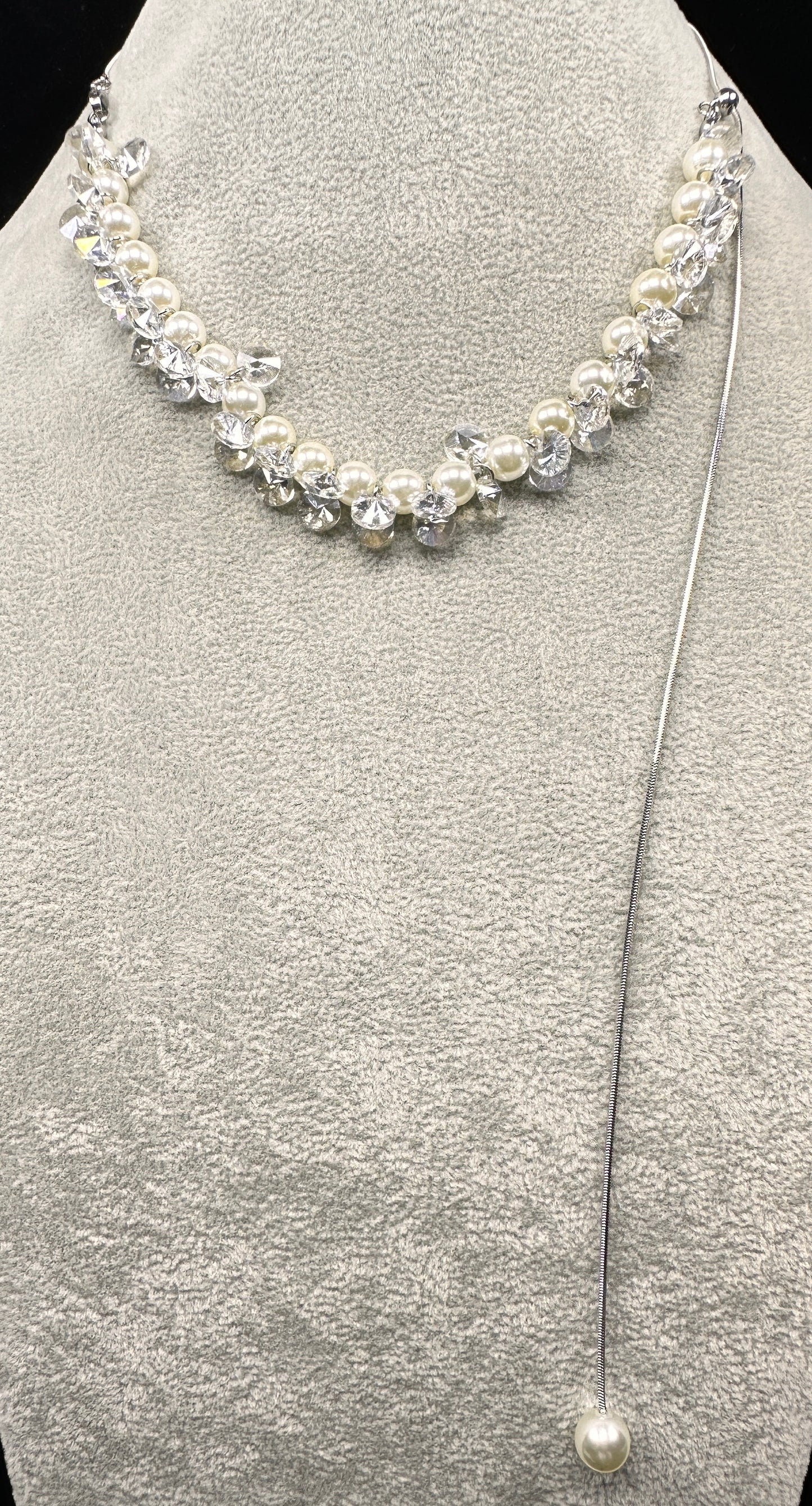 The Adjustable Milk & Stone Pearl Strand