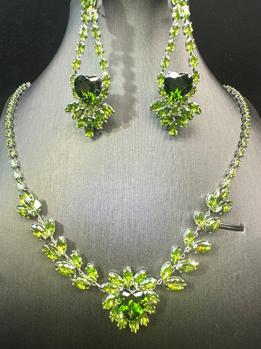 Secret Garden | Romantic Earring & Necklace Set