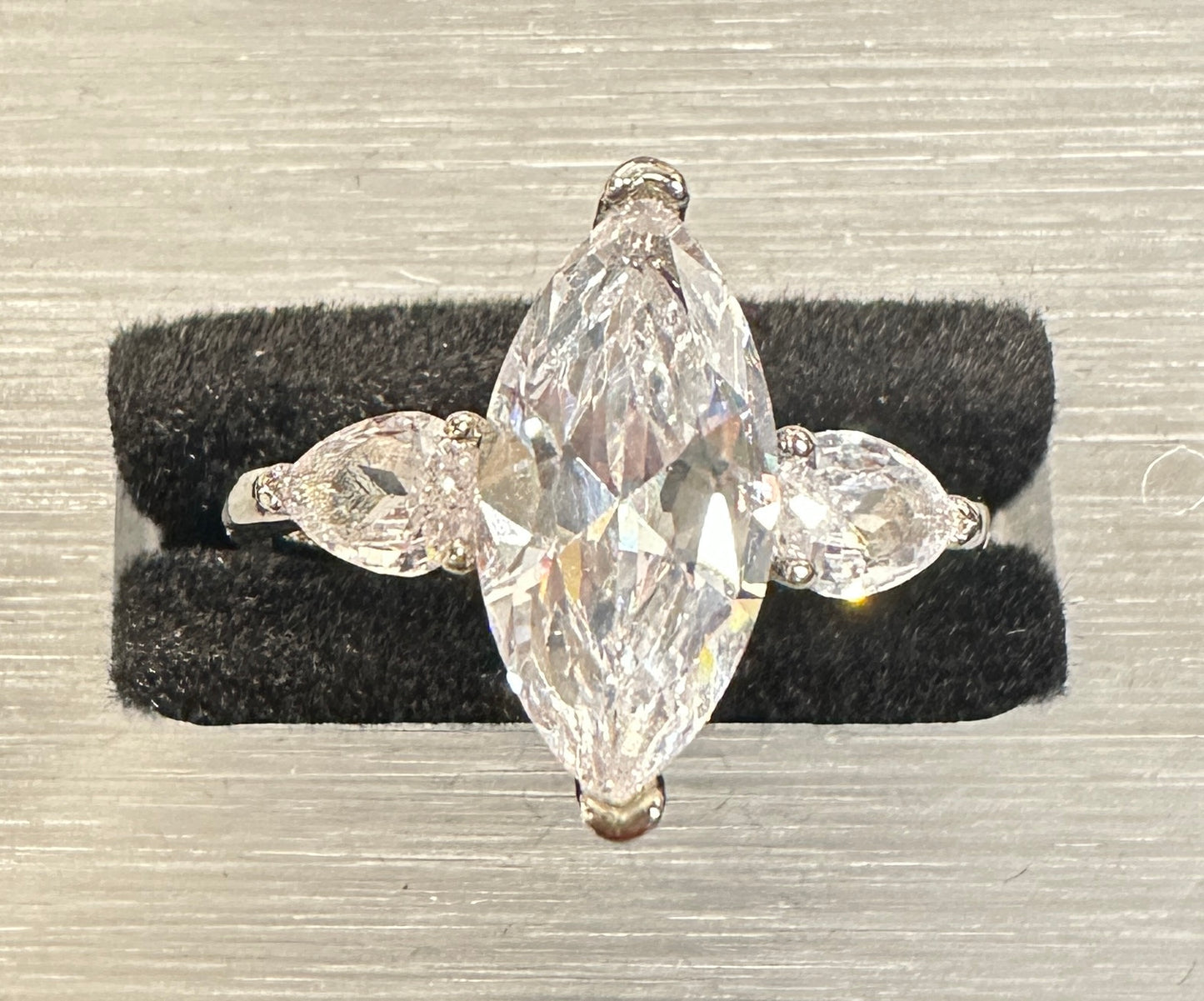 Aya Adjustable Elongate Ring | Marquise & Teardrop Design