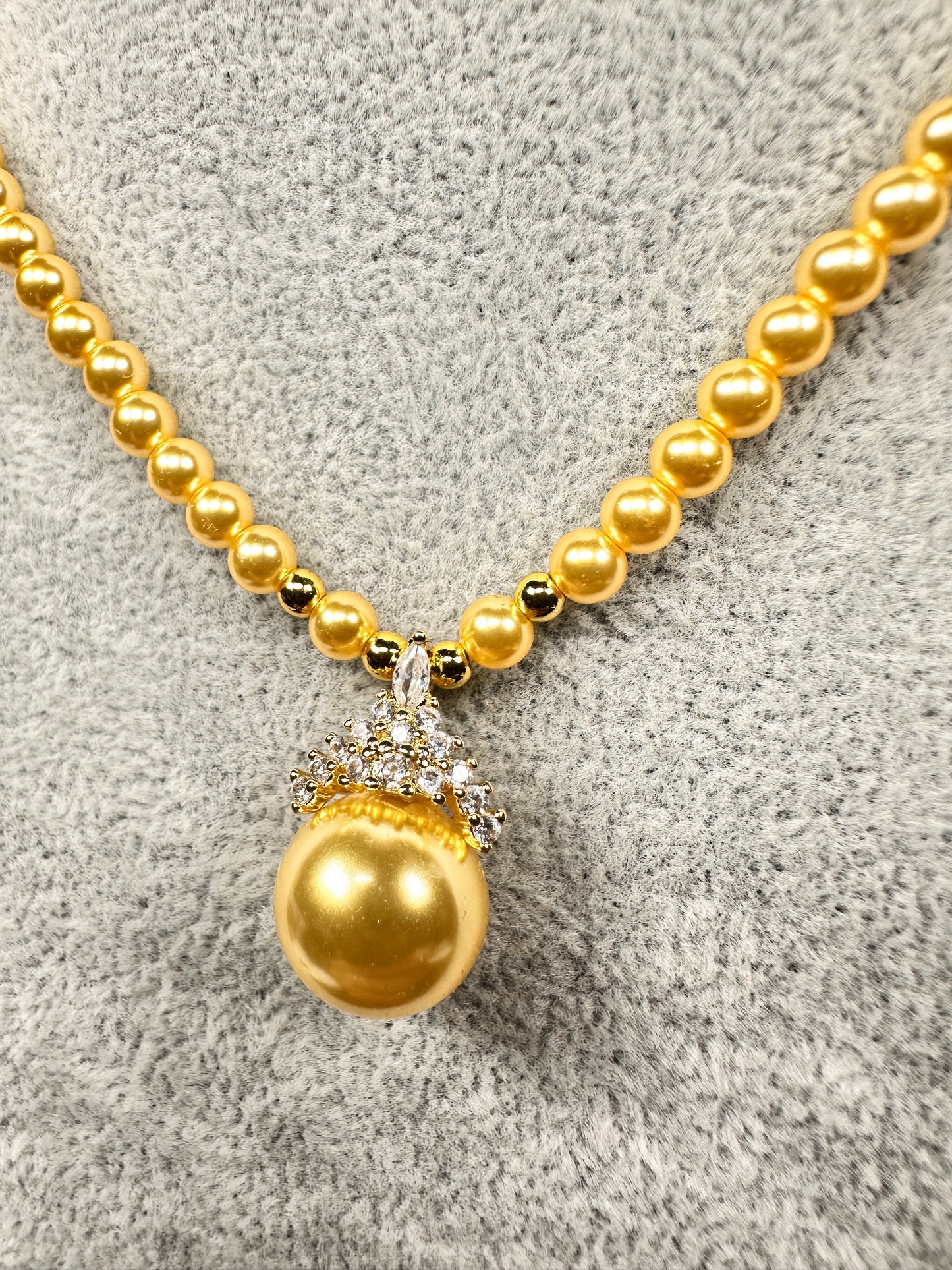 Gilded Trio · Gold Pearl & Stone Pendant Necklace