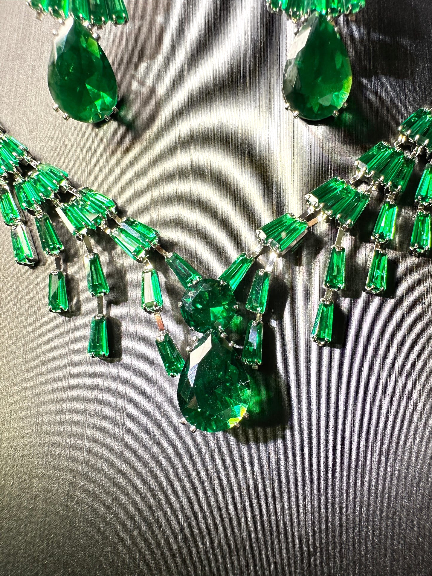 Tundra| Layered Geometric Ear hooks & Necklace Set