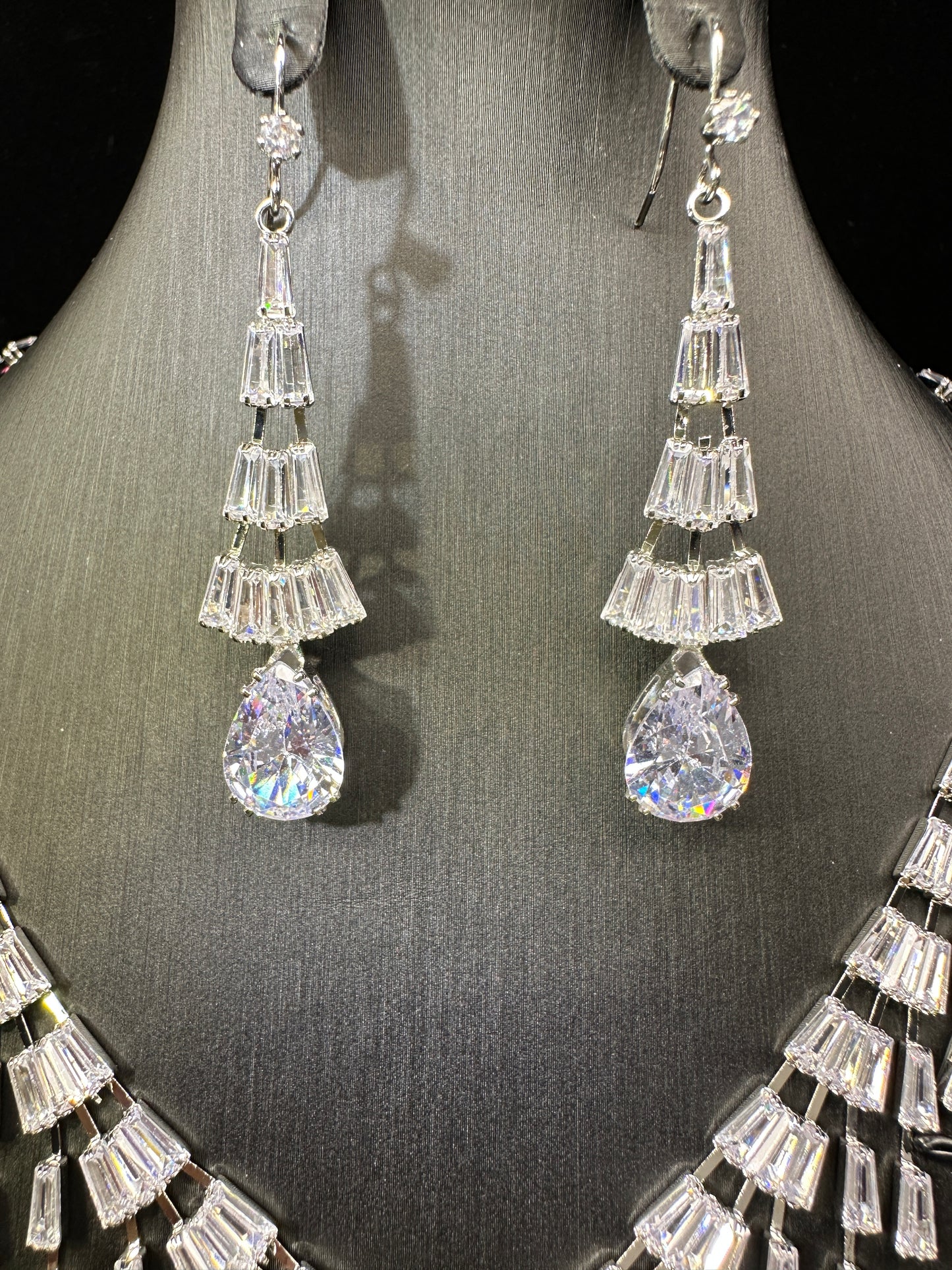 Cloudveil| Layered Geometric Ear hooks & Necklace Set