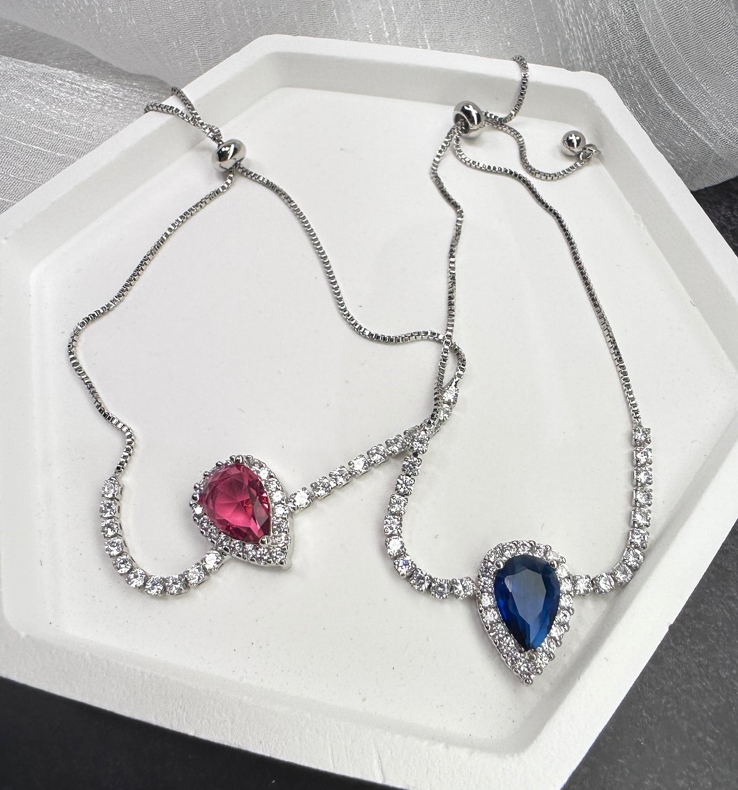 Royal Teardrop: Halo Radiant Stone Adjustable Bracelet (2 Colors)