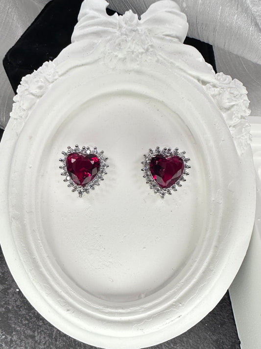 Crimson Heart Halo Jewelry Set (Gift Box Included)| Necklace & Earrings Gift Box | DN-DS | Luxury Gift-Ready Jewelry Set