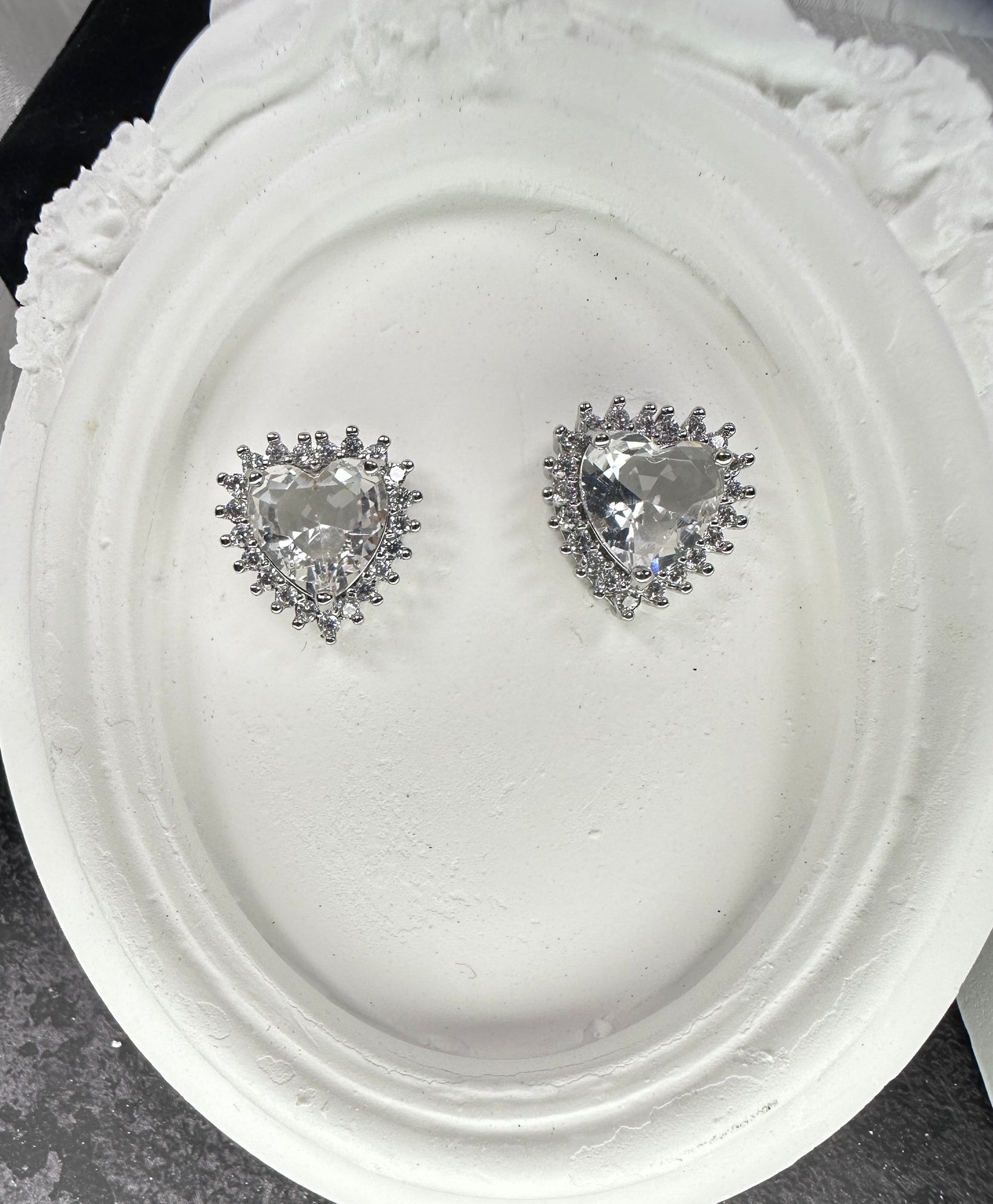 Eternal Heart Halo Jewelry Set (Gift Box Included)| Necklace & Earrings Gift Box | DN-DS | Luxury Gift-Ready Jewelry Set