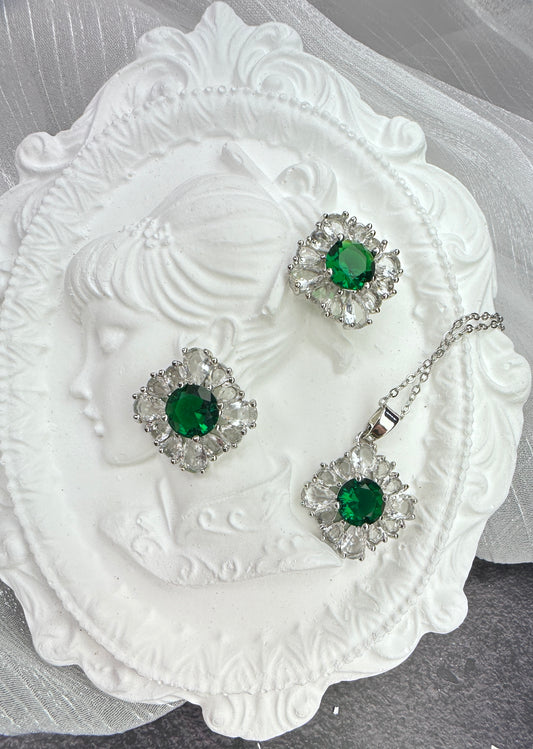 Green Cluster Jewelry Set| Necklace & Earrings Gift Box | DN-DS | Luxury Gift-Ready Jewelry Set