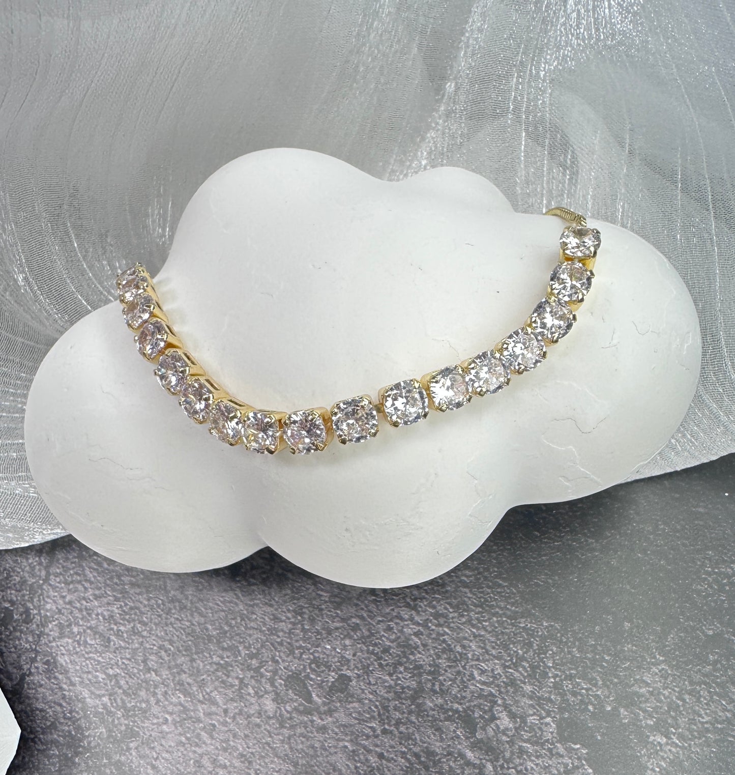 Eternal Glow: Radiant Stone Adjustable Tennis Bracelet