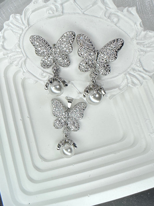 Radiant Butterfly & Vegan Pearl Jewelry Set (Gift Box Included)| Necklace & Earrings Gift Box | DN-DS | Luxury Gift-Ready Jewelry Set