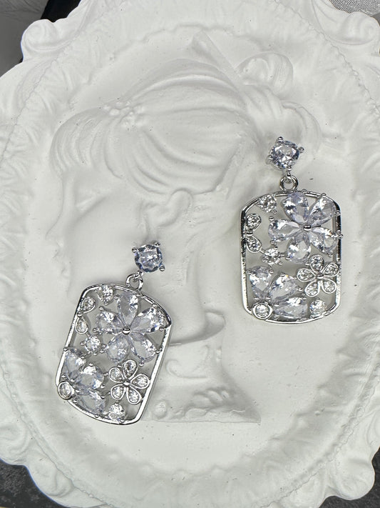 Eternal Secret Garden Filigree Jewelry Set (Gift Box Included)| Necklace & Earrings Gift Box | DN-DS | Luxury Gift-Ready Jewelry Set