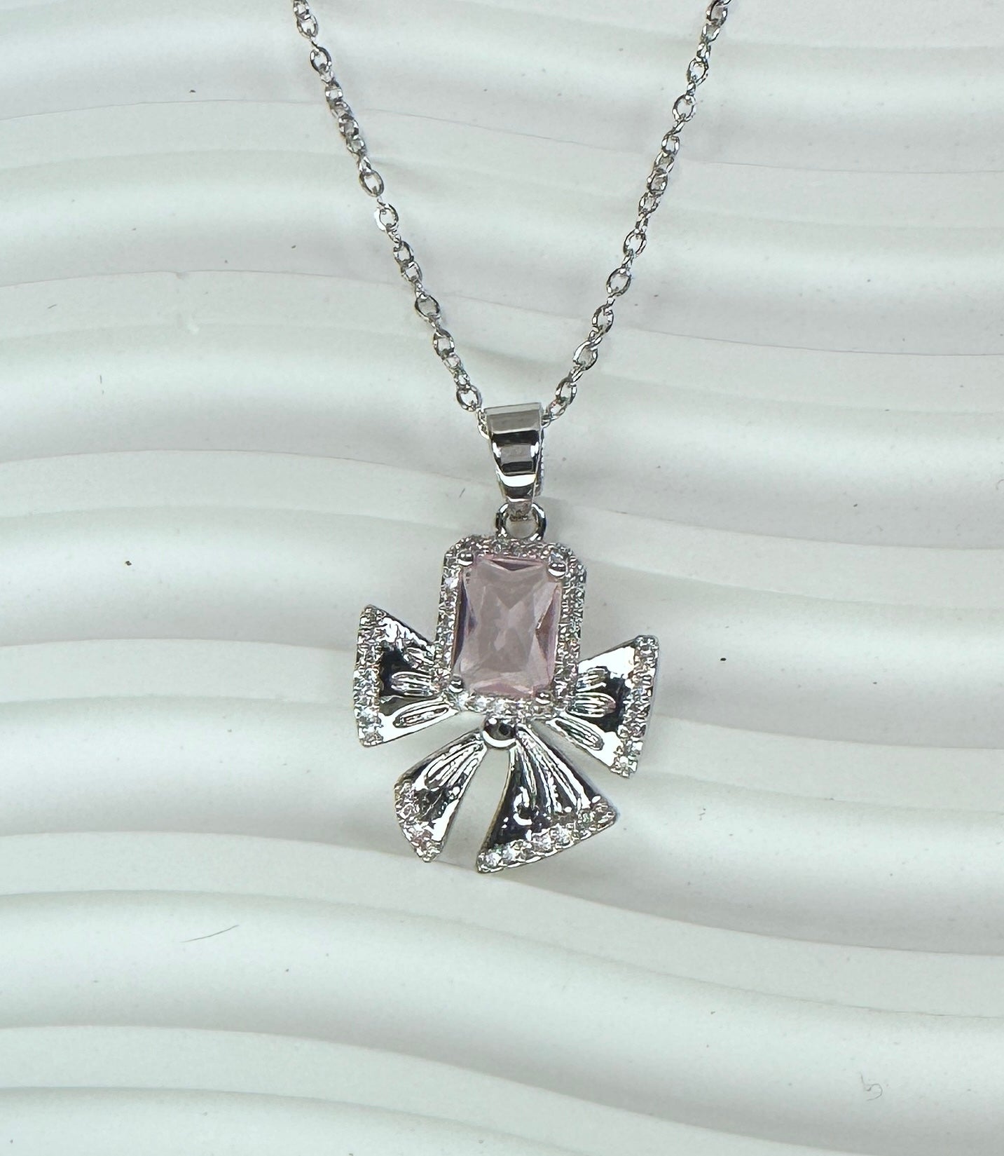 Blush Emerald-Cut Bowknot Jewelry Set (Gift Box Included)| Necklace & Earrings Gift Box | DN-DS | Luxury Gift-Ready Jewelry Set