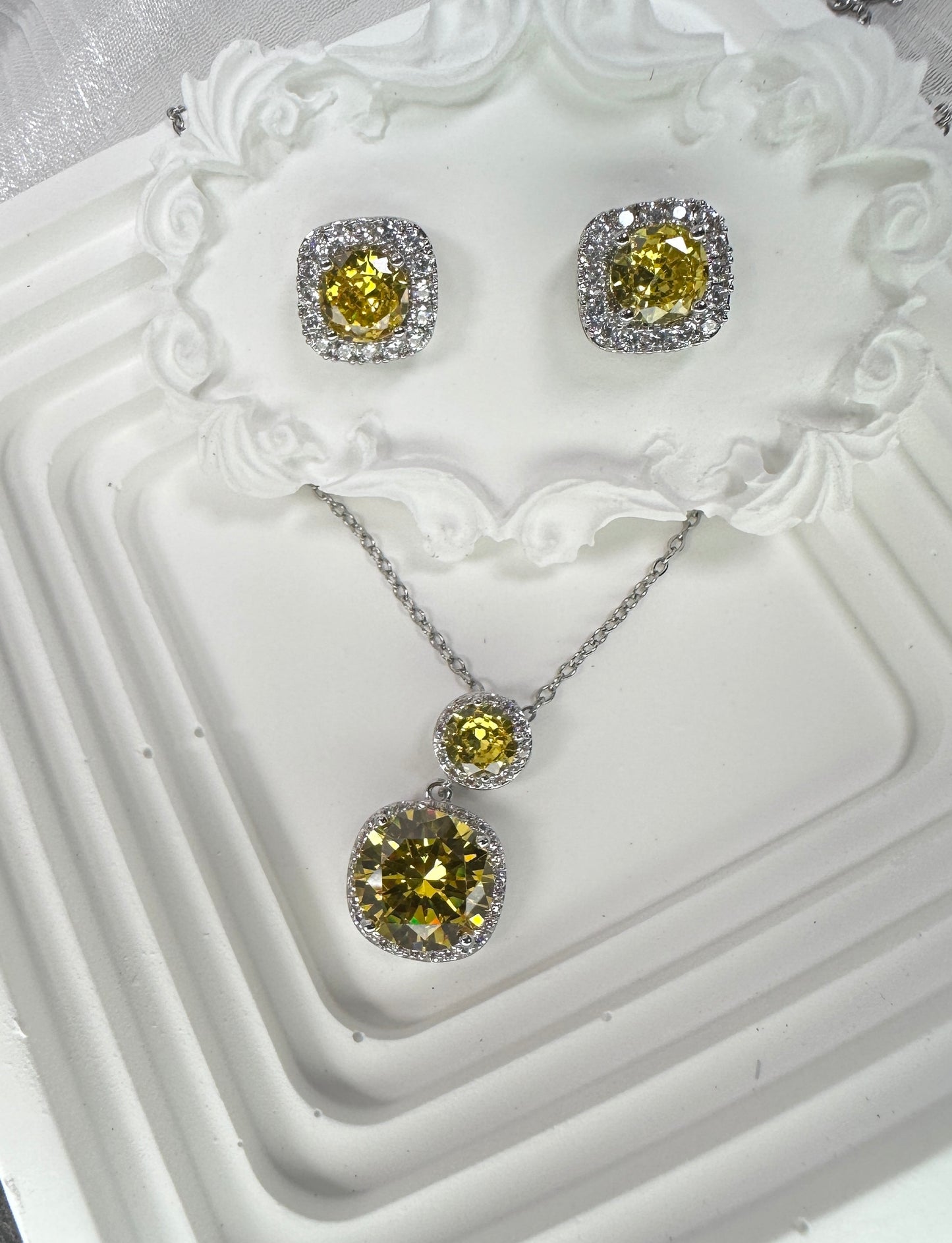 Sunlight Double-Drop Jewelry Set (Gift Box Included)| Necklace & Earrings Gift Box | DN-DS | Luxury Gift-Ready Jewelry Set
