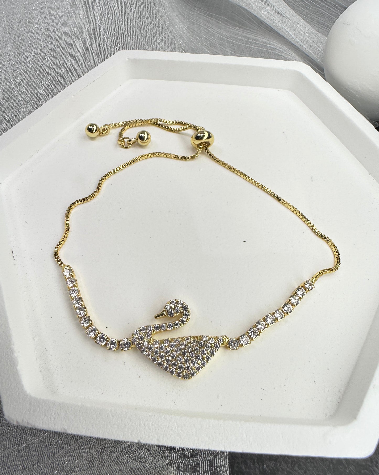 One Size Fits All: The Radiant Swan Silhouette Bracelet