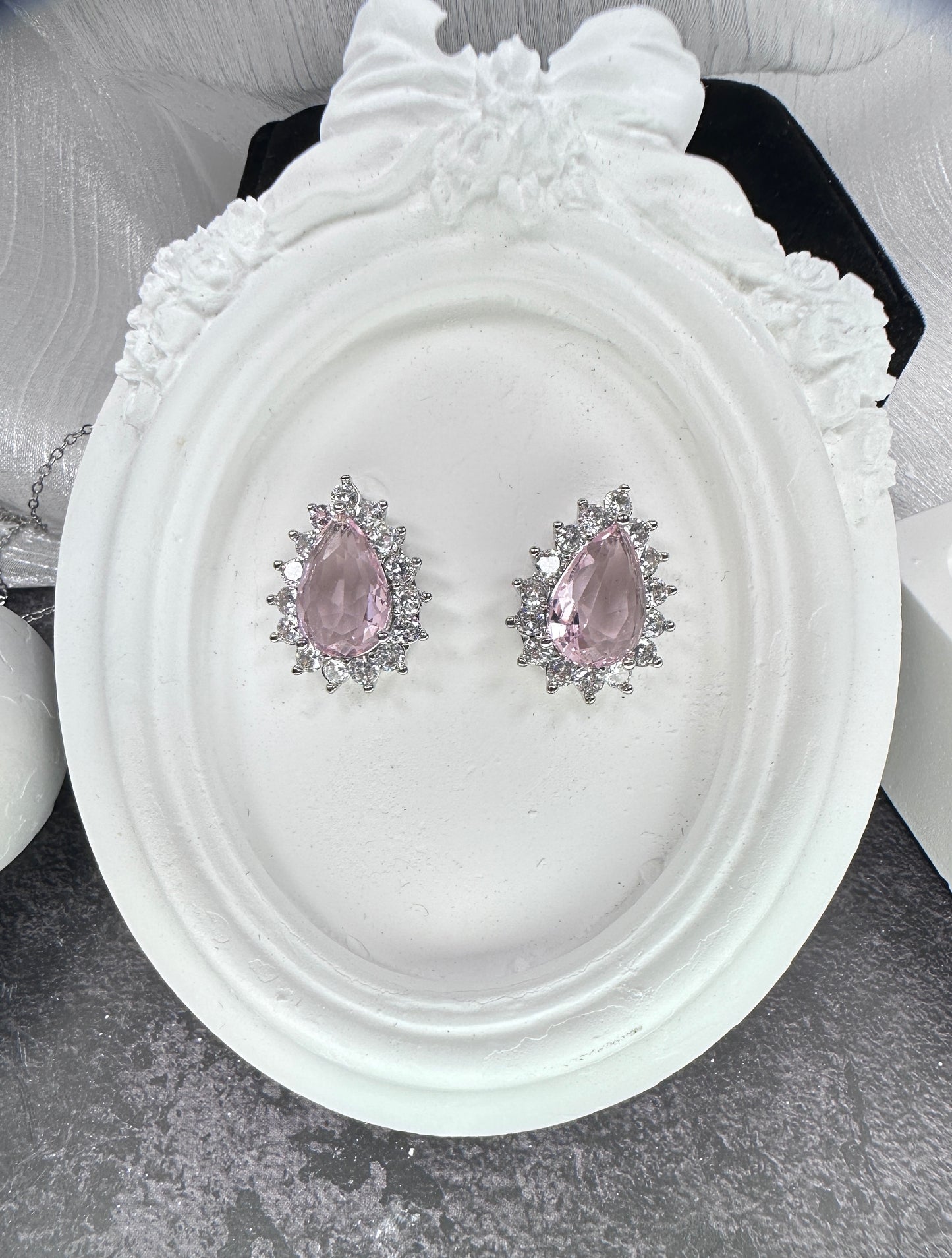 Blush Teardrop Halo Jewelry Set (Gift Box Included)| Necklace & Earrings Gift Box | DN-DS | Luxury Gift-Ready Jewelry Set