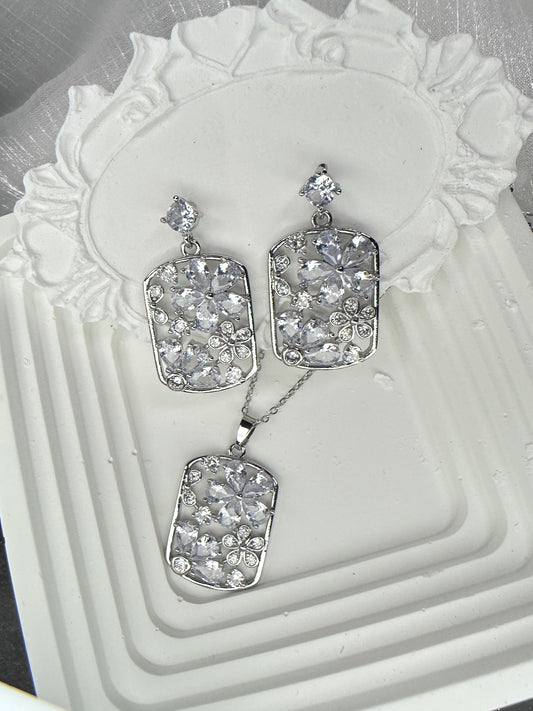 Eternal Secret Garden Filigree Jewelry Set (Gift Box Included)| Necklace & Earrings Gift Box | DN-DS | Luxury Gift-Ready Jewelry Set