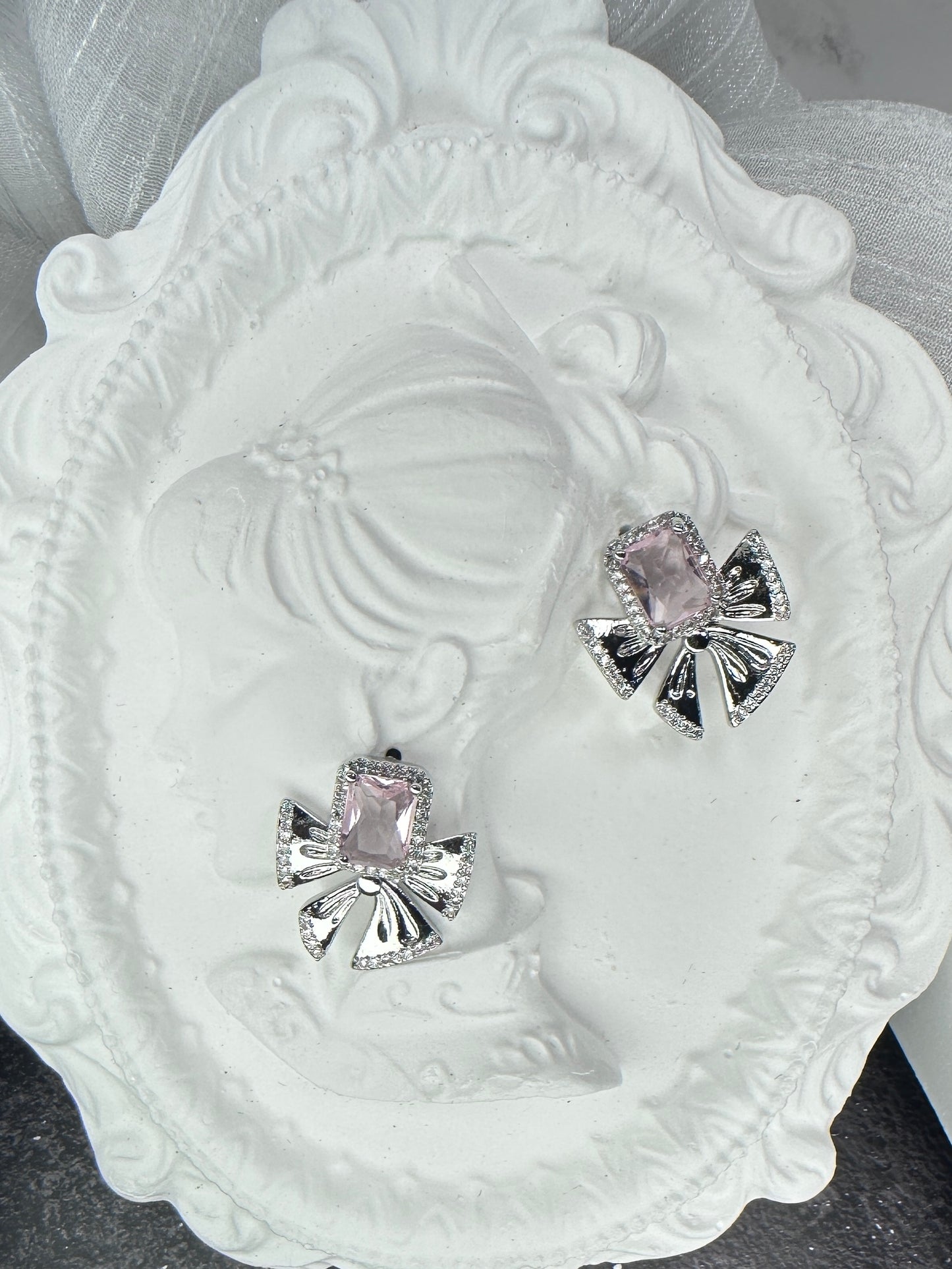 Blush Emerald-Cut Bowknot Jewelry Set (Gift Box Included)| Necklace & Earrings Gift Box | DN-DS | Luxury Gift-Ready Jewelry Set