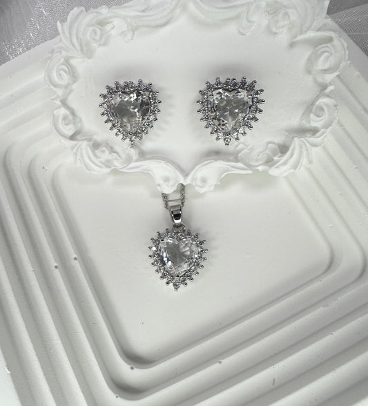 Eternal Heart Halo Jewelry Set (Gift Box Included)| Necklace & Earrings Gift Box | DN-DS | Luxury Gift-Ready Jewelry Set